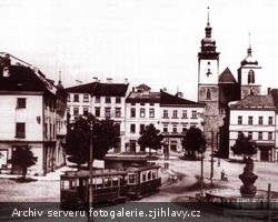 Jihlavská tramvaj, historické náměstí