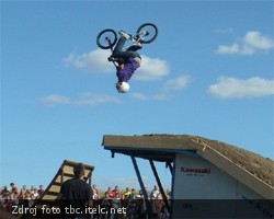 Freestyle BMX a MTB vTelči