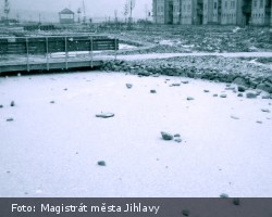 Vandalové v parku nad tunelem