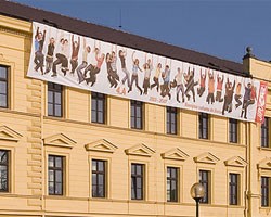 Gymnazium Jihlava - obří tablo